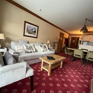  Apartment Le Refuge Du Montagnard, Arc 1950, Skis Aux Pieds,